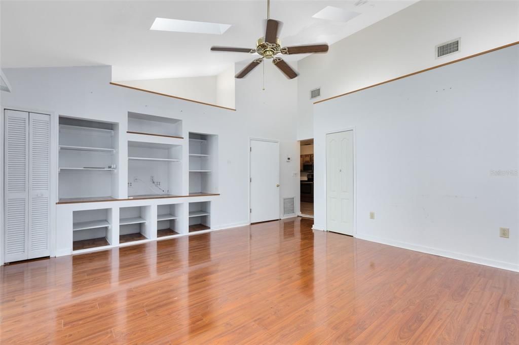 待售: $395,000 (3 贝兹, 2 浴室, 1518 平方英尺)