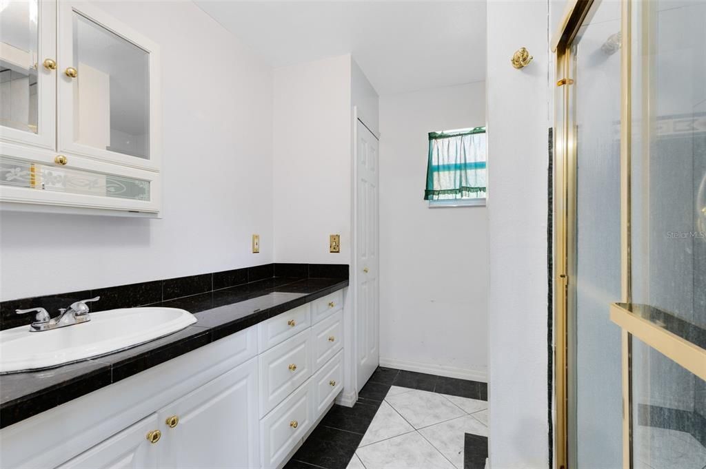 待售: $395,000 (3 贝兹, 2 浴室, 1518 平方英尺)