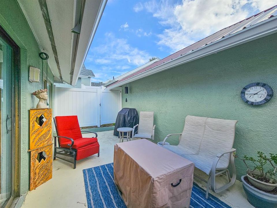 En Venta: $397,500 (2 camas, 2 baños, 1216 Pies cuadrados)