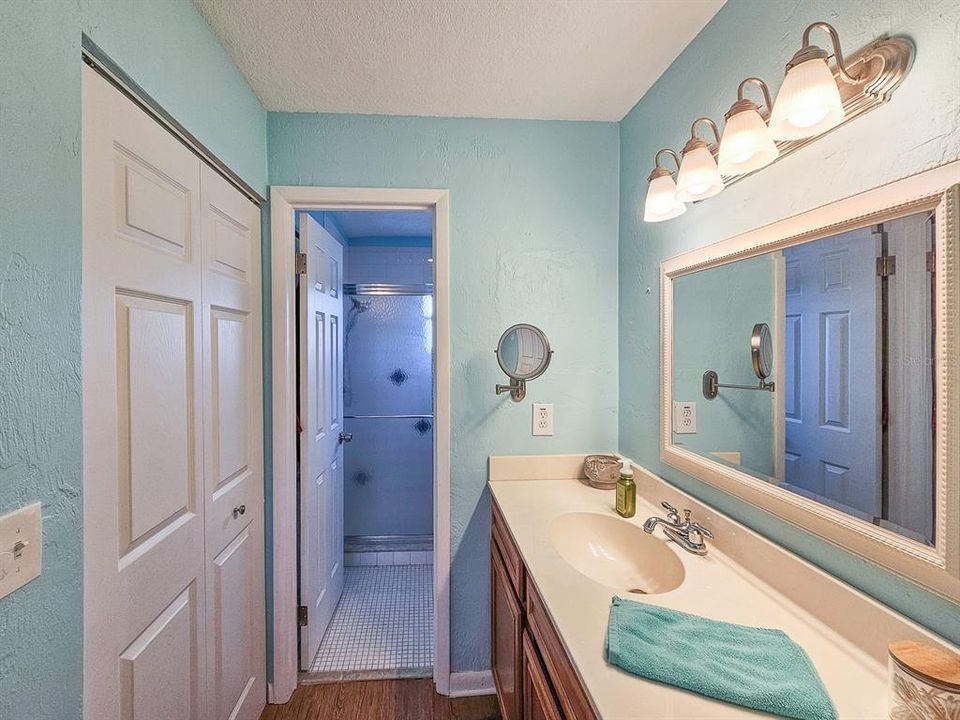 En Venta: $397,500 (2 camas, 2 baños, 1216 Pies cuadrados)