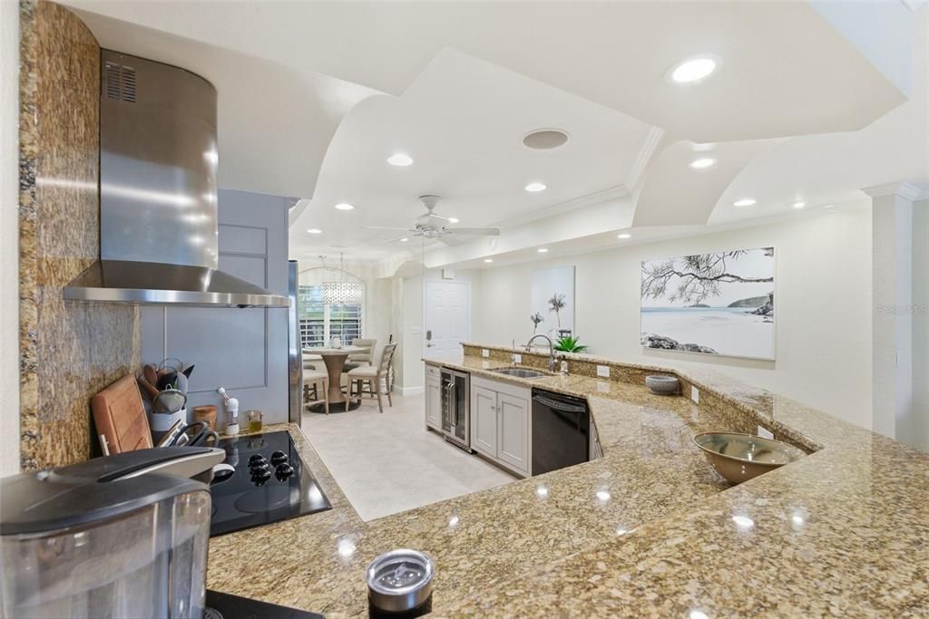 En Venta: $989,000 (2 camas, 2 baños, 1655 Pies cuadrados)