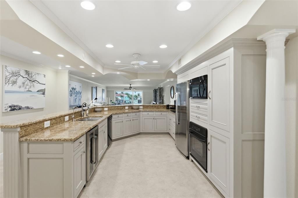 En Venta: $989,000 (2 camas, 2 baños, 1655 Pies cuadrados)