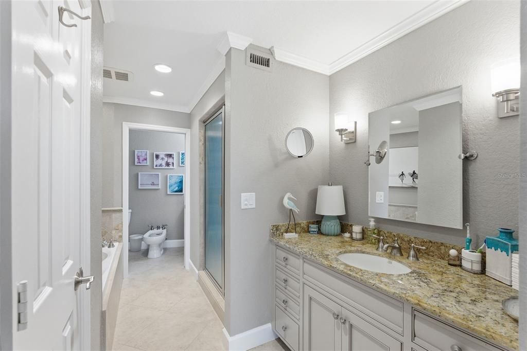 En Venta: $989,000 (2 camas, 2 baños, 1655 Pies cuadrados)