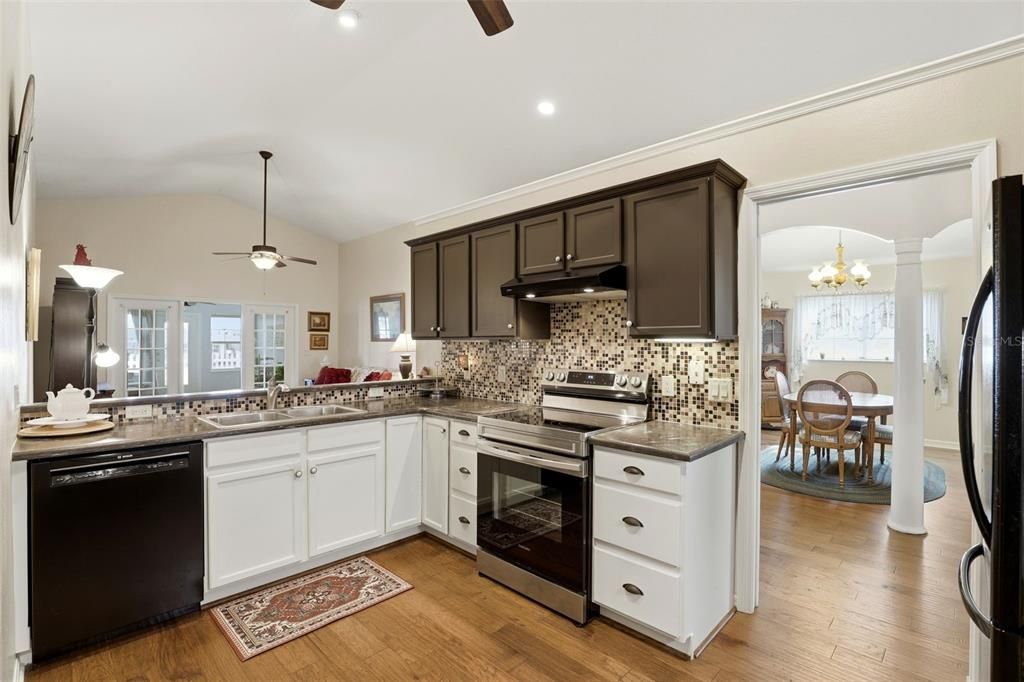 For Sale: $339,000 (4 beds, 2 baths, 2090 Square Feet)