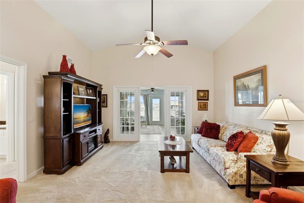 For Sale: $339,000 (4 beds, 2 baths, 2090 Square Feet)