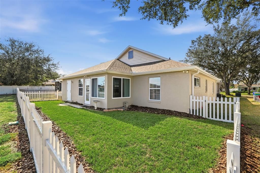 For Sale: $339,000 (4 beds, 2 baths, 2090 Square Feet)