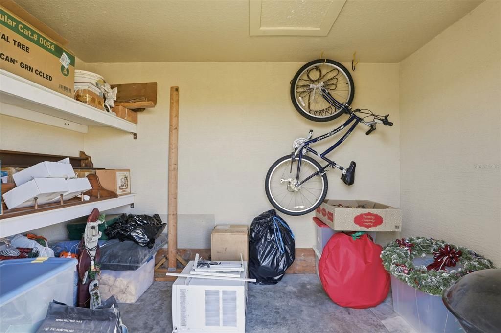 For Sale: $339,000 (4 beds, 2 baths, 2090 Square Feet)