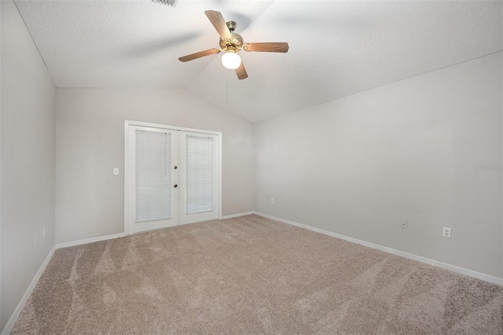 待售: $345,000 (3 贝兹, 2 浴室, 1582 平方英尺)