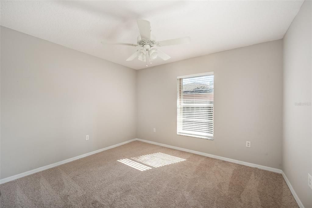 待售: $345,000 (3 贝兹, 2 浴室, 1582 平方英尺)