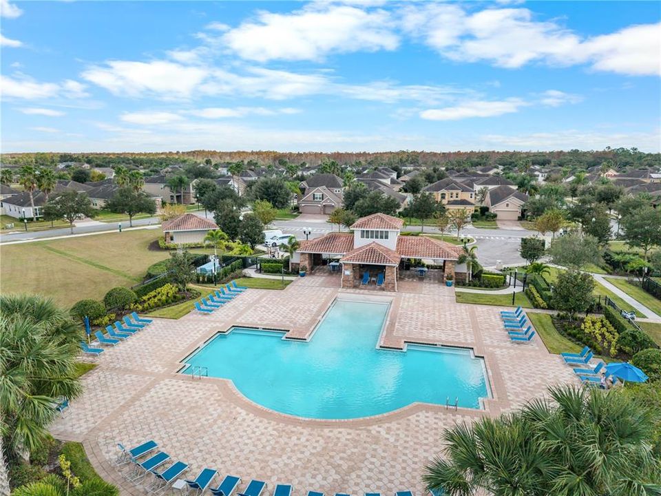 For Sale: $505,000 (4 beds, 2 baths, 1833 Square Feet)