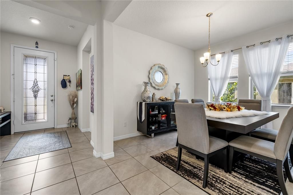For Sale: $505,000 (4 beds, 2 baths, 1833 Square Feet)