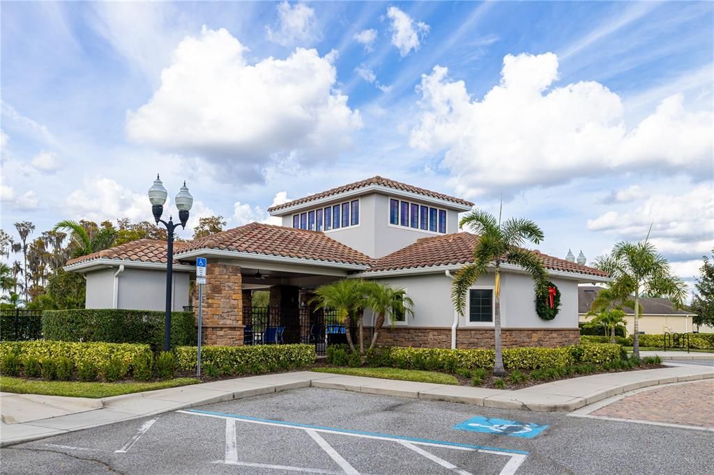 For Sale: $505,000 (4 beds, 2 baths, 1833 Square Feet)