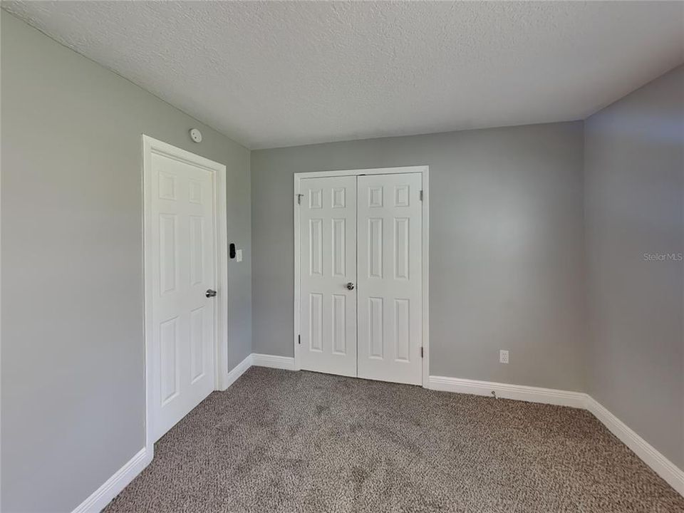 For Rent: $2,949 (4 beds, 2 baths, 1968 Square Feet)