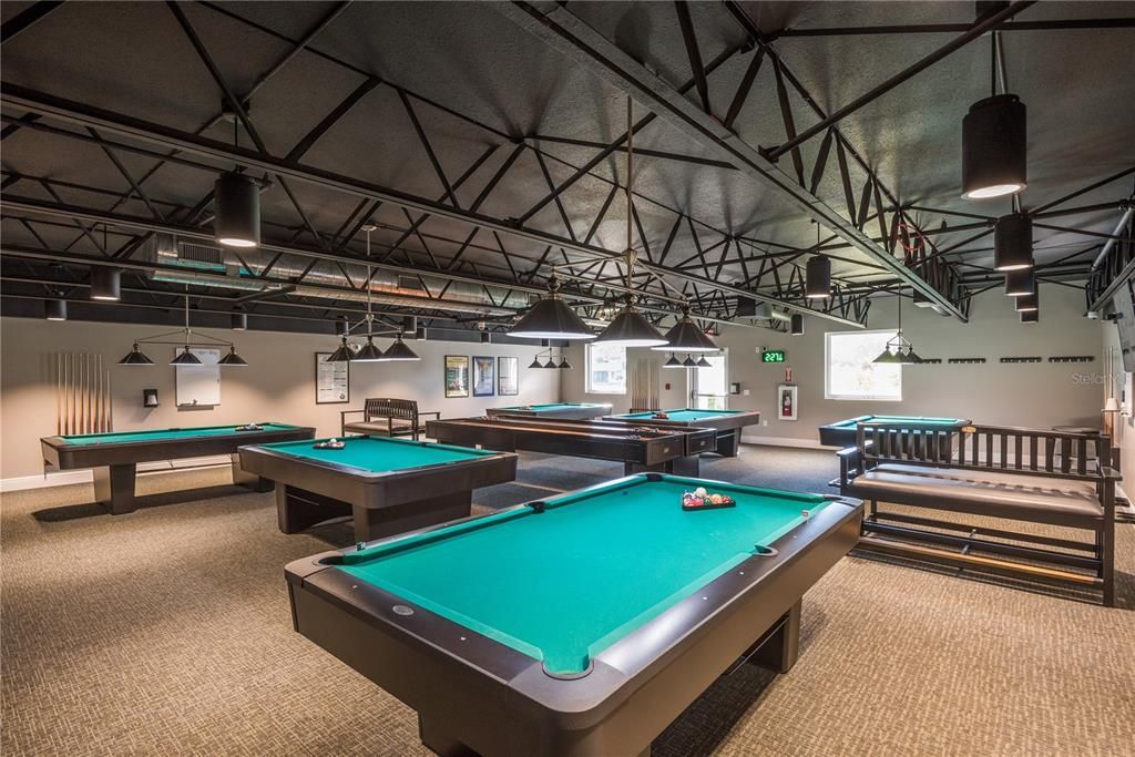 For Sale: $125,000 (2 beds, 2 baths, 984 Square Feet)