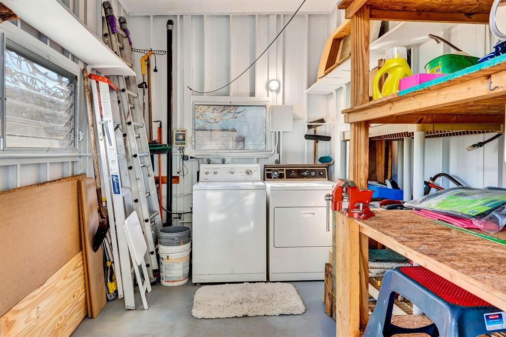 For Sale: $265,000 (2 beds, 2 baths, 1104 Square Feet)