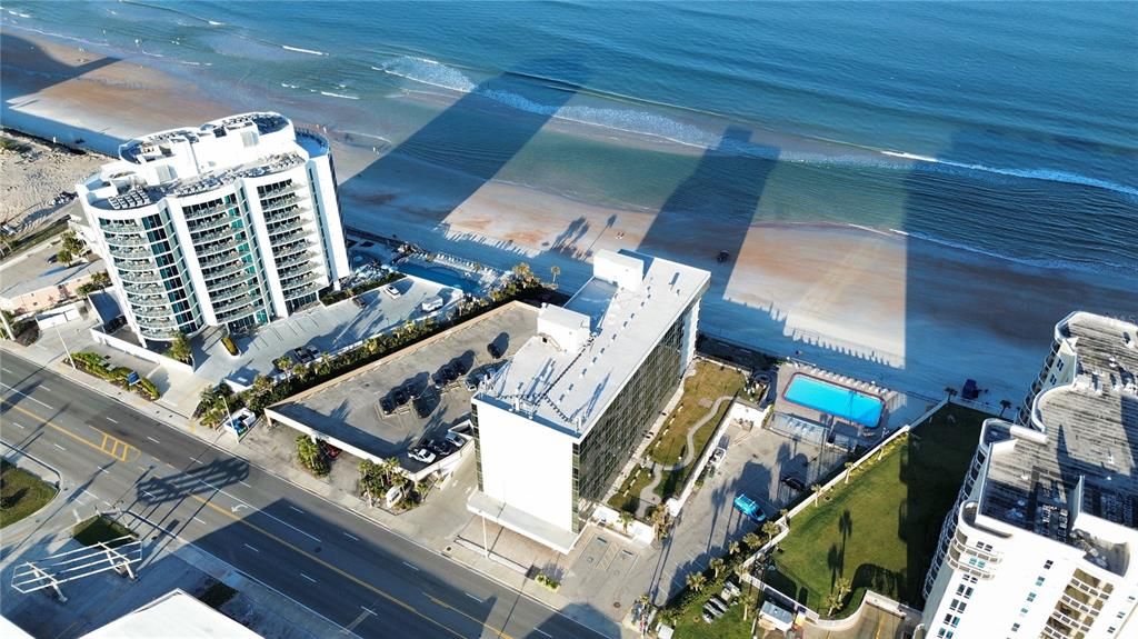 En Venta: $180,000 (2 camas, 2 baños, 793 Pies cuadrados)