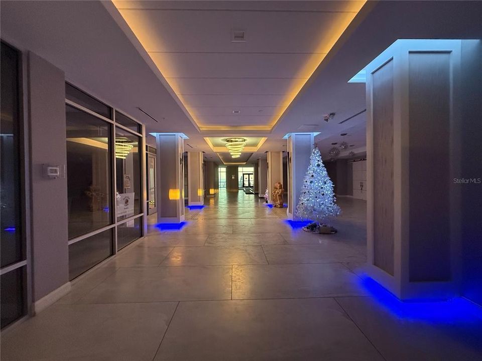 En Venta: $180,000 (2 camas, 2 baños, 793 Pies cuadrados)