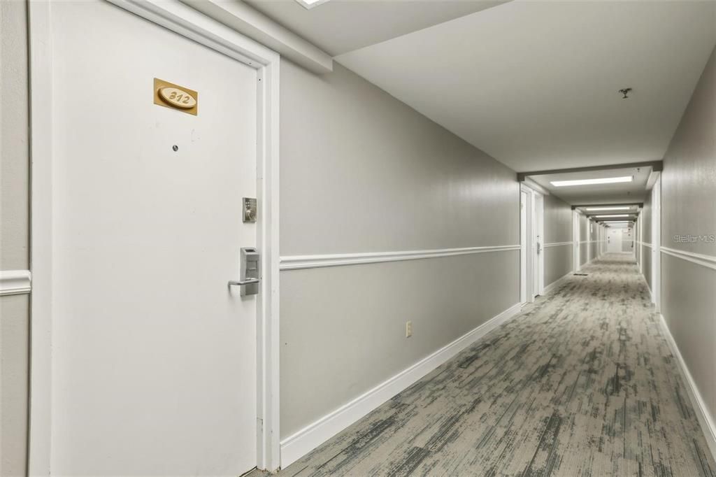 En Venta: $180,000 (2 camas, 2 baños, 793 Pies cuadrados)