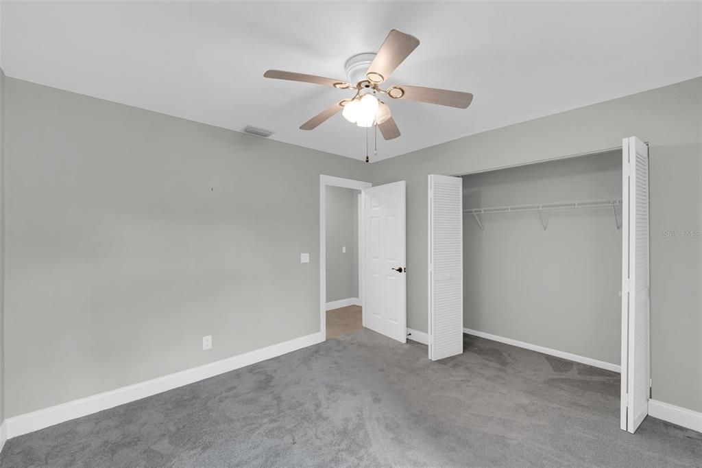 待售: $234,900 (2 贝兹, 2 浴室, 1048 平方英尺)