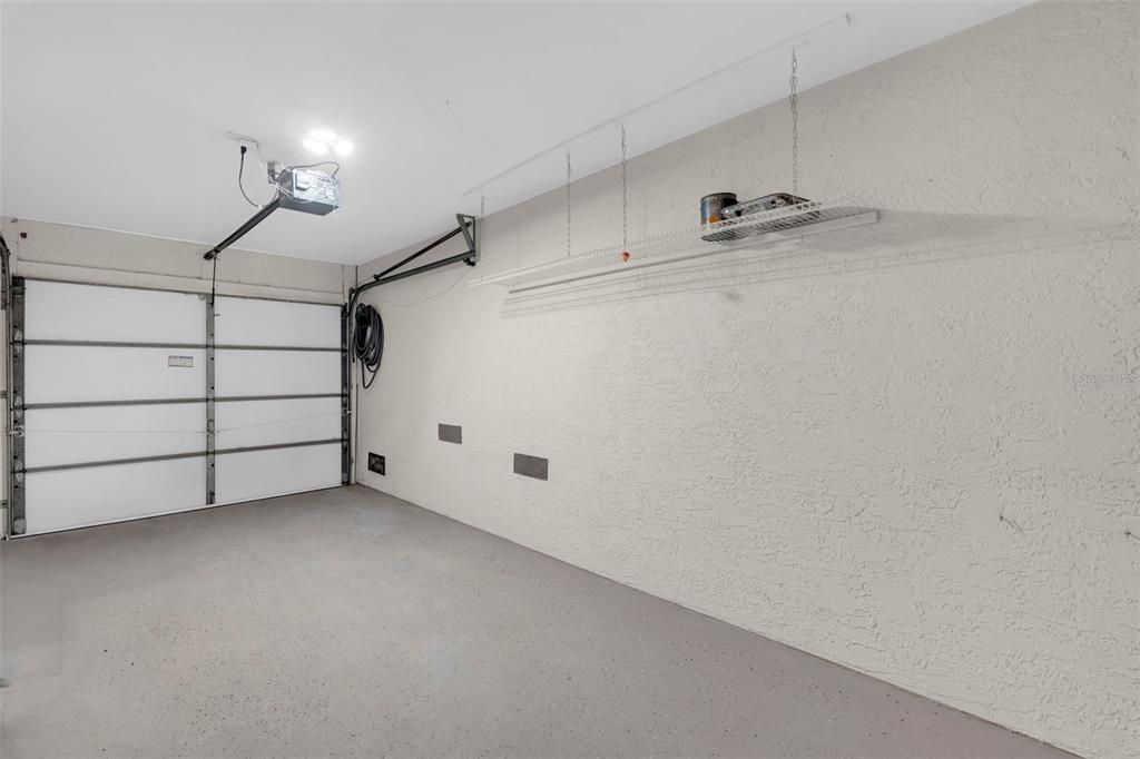 待售: $234,900 (2 贝兹, 2 浴室, 1048 平方英尺)