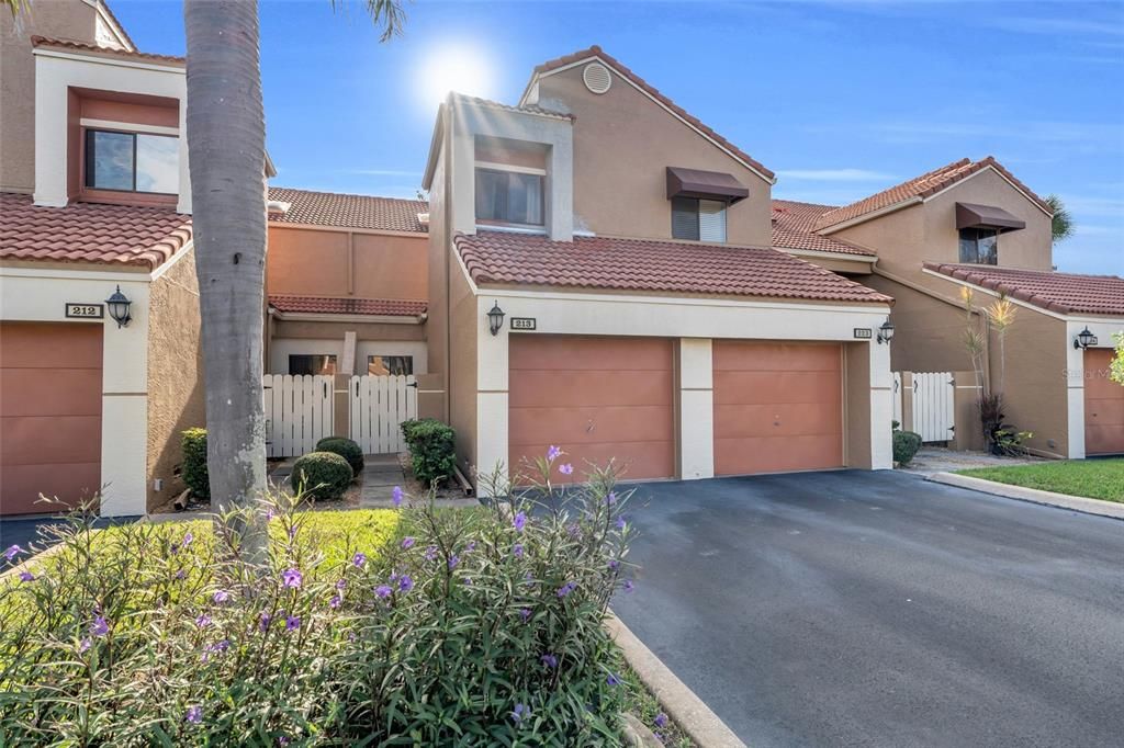 待售: $234,900 (2 贝兹, 2 浴室, 1048 平方英尺)