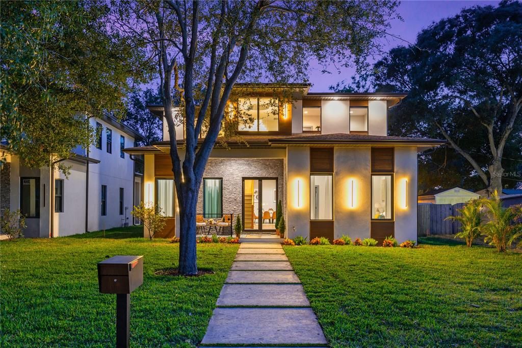 For Sale: $1,295,000 (4 beds, 3 baths, 2791 Square Feet)