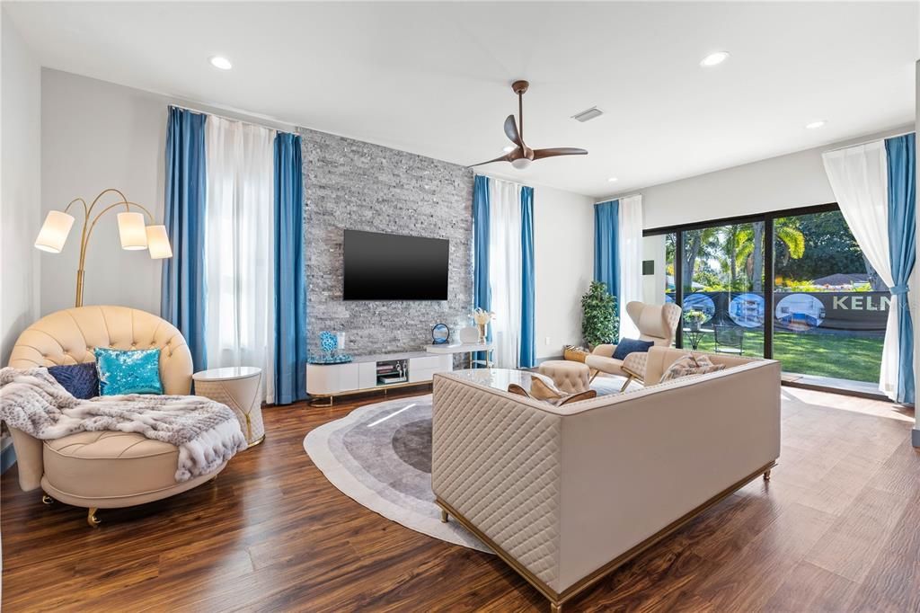 For Sale: $1,295,000 (4 beds, 3 baths, 2791 Square Feet)