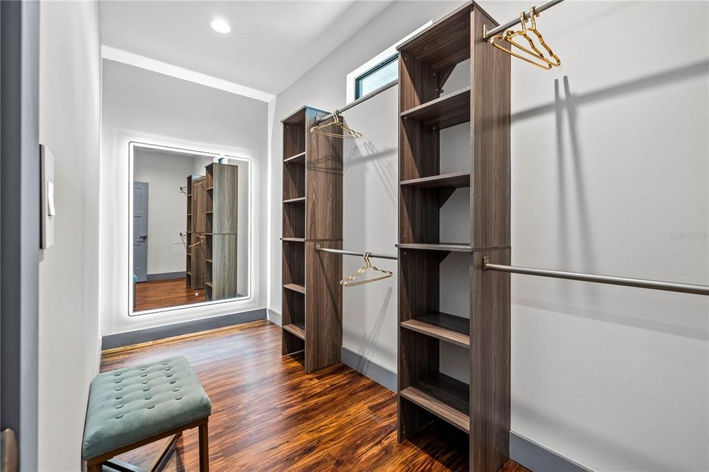 For Sale: $1,295,000 (4 beds, 3 baths, 2791 Square Feet)