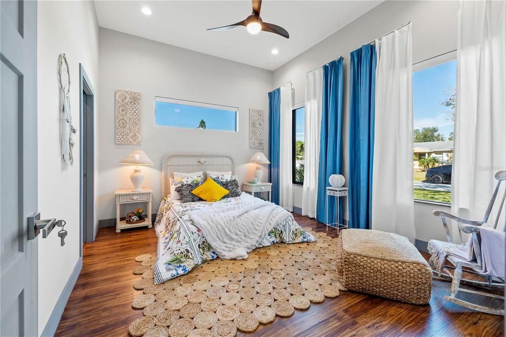 For Sale: $1,295,000 (4 beds, 3 baths, 2791 Square Feet)