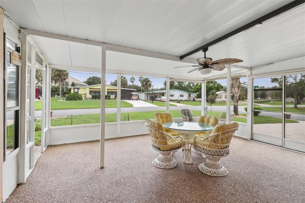 En Venta: $224,900 (2 camas, 2 baños, 1050 Pies cuadrados)