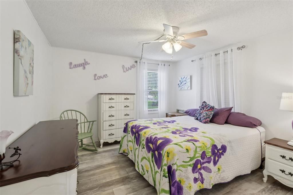 En Venta: $224,900 (2 camas, 2 baños, 1050 Pies cuadrados)