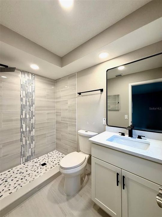 For Sale: $299,900 (3 beds, 2 baths, 1362 Square Feet)