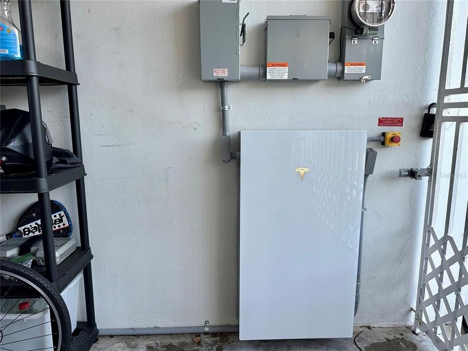 В аренду: $1,800 (3 спален, 1 ванн, 800 Квадратных фут)