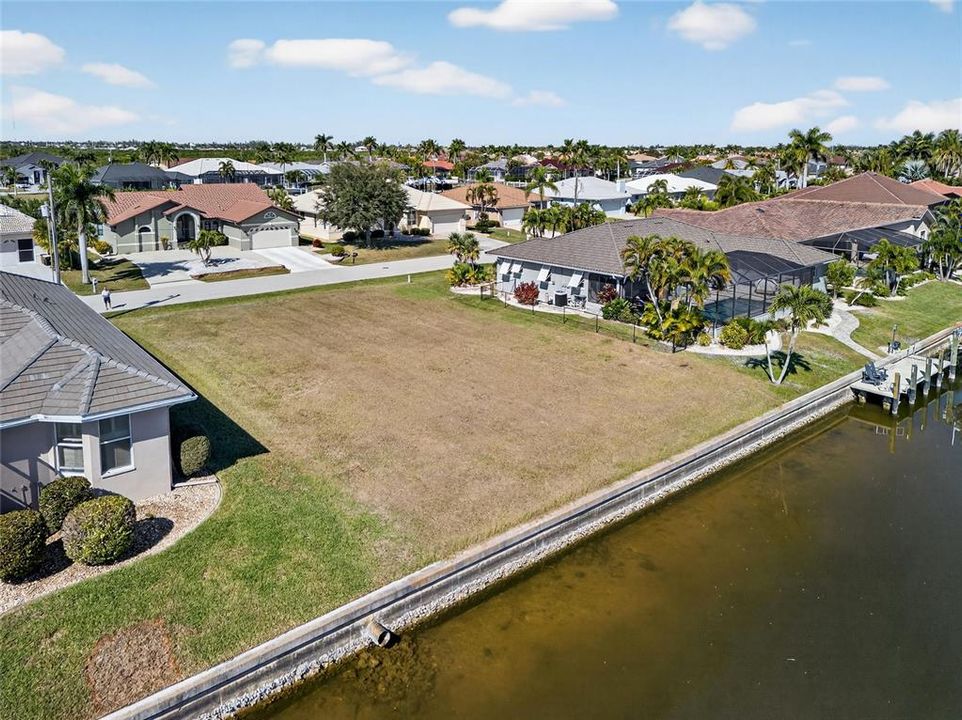 En Venta: $399,000 (0.22 acres)