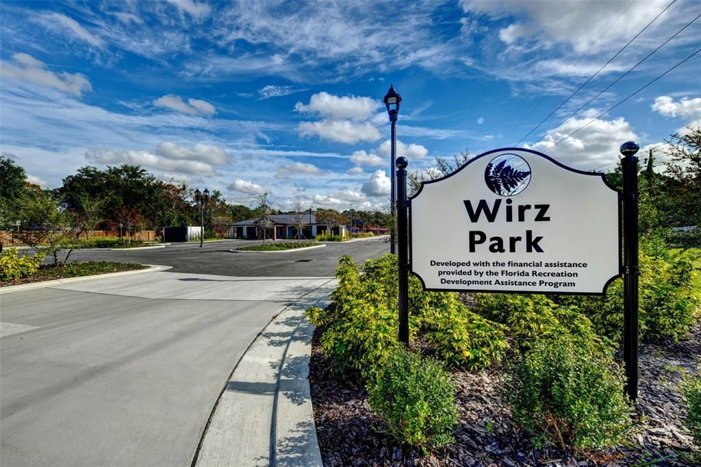 Activo con contrato: $335,000 (4 camas, 2 baños, 1525 Pies cuadrados)