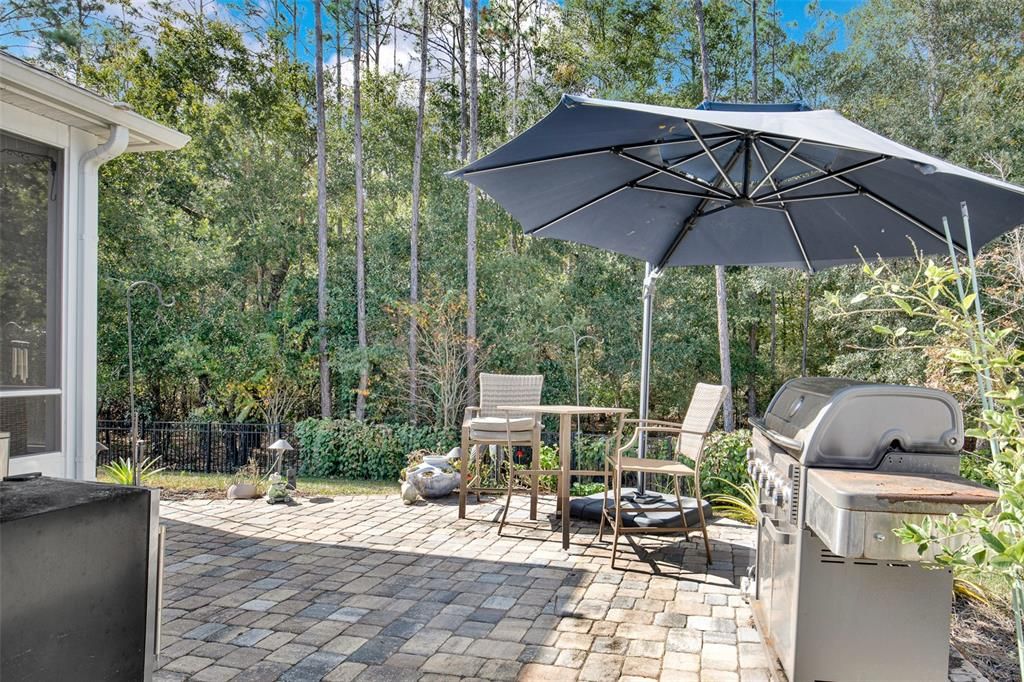 For Sale: $399,900 (3 beds, 3 baths, 2042 Square Feet)