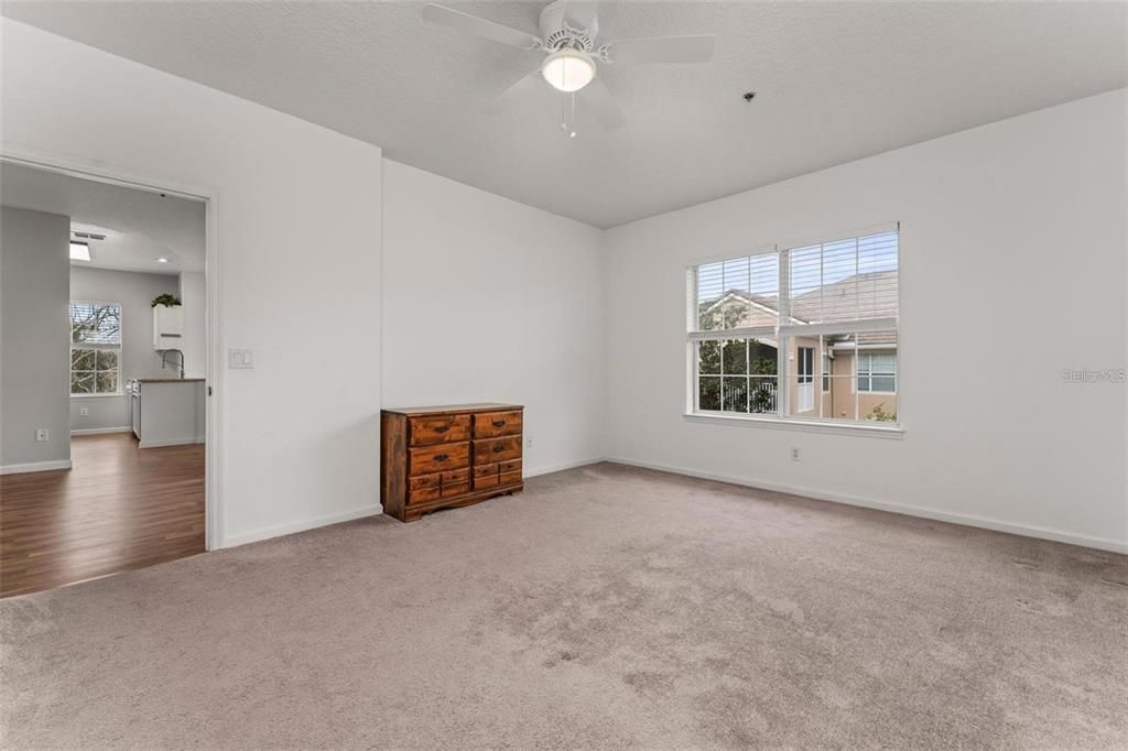 На продажу: $205,000 (3 спален, 2 ванн, 1405 Квадратных фут)