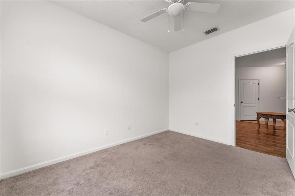 На продажу: $205,000 (3 спален, 2 ванн, 1405 Квадратных фут)