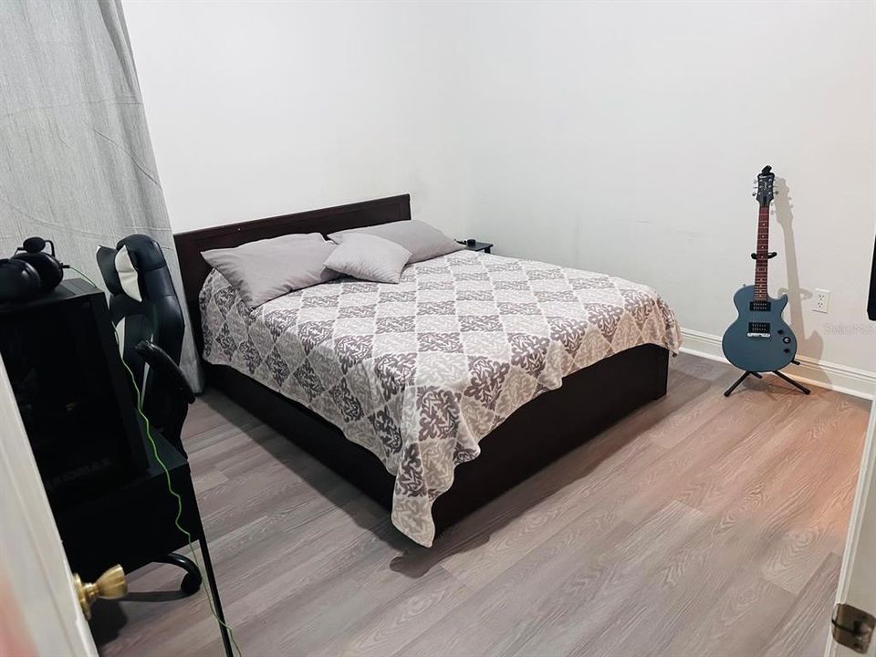 For Sale: $315,000 (3 beds, 2 baths, 1453 Square Feet)