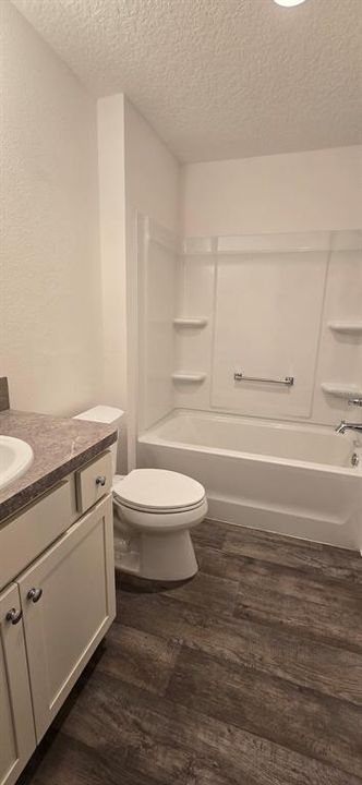 For Rent: $1,900 (2 beds, 2 baths, 1240 Square Feet)