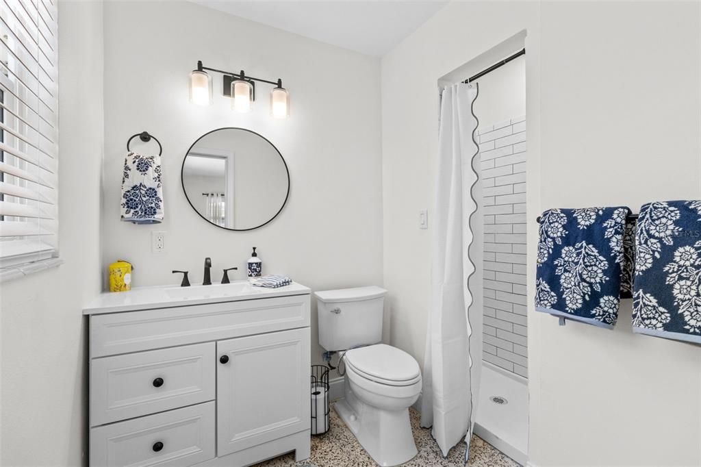 待售: $739,000 (4 贝兹, 0 浴室, 2286 平方英尺)