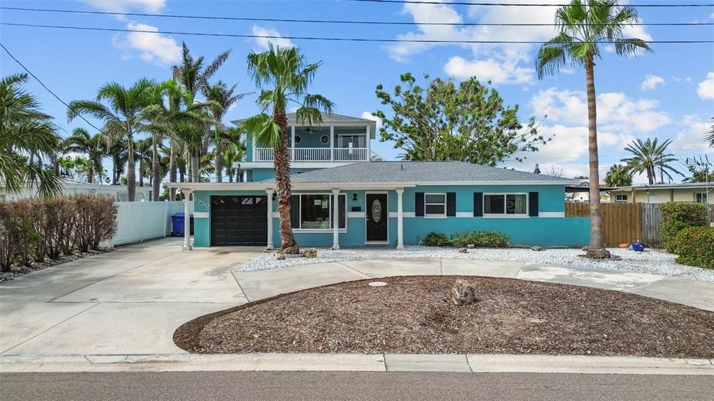 待售: $739,000 (4 贝兹, 0 浴室, 2286 平方英尺)