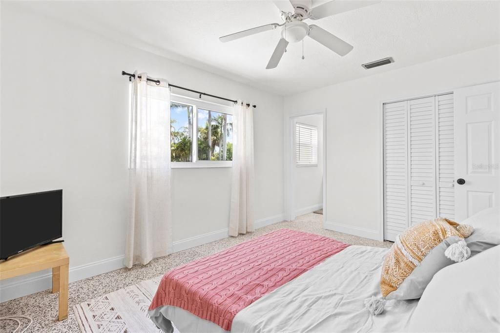 待售: $739,000 (4 贝兹, 0 浴室, 2286 平方英尺)