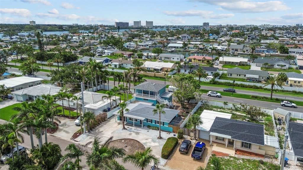 待售: $739,000 (4 贝兹, 0 浴室, 2286 平方英尺)