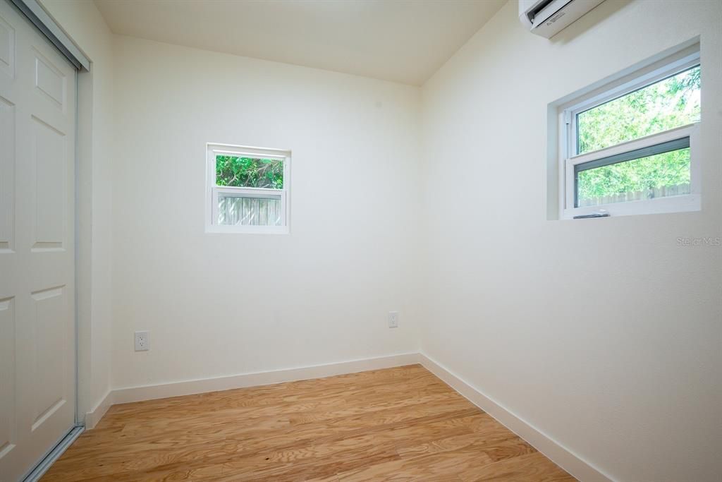 出租: $1,850 (2 贝兹, 1 浴室, 620 平方英尺)