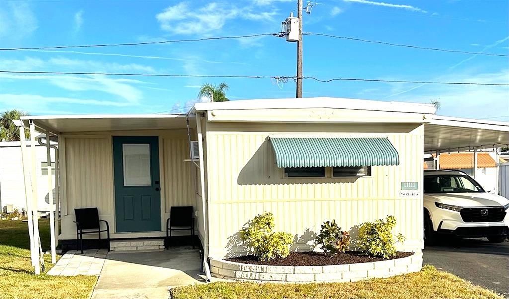 For Sale: $89,500 (2 beds, 1 baths, 669 Square Feet)