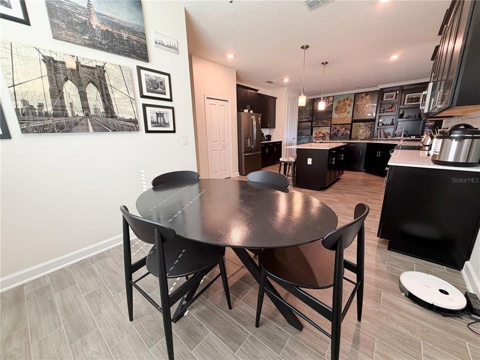 For Sale: $495,000 (4 beds, 3 baths, 2287 Square Feet)