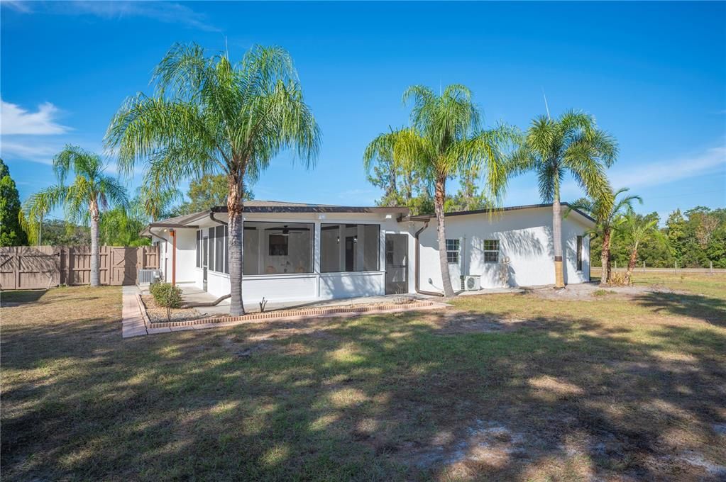 En Venta: $620,000 (3 camas, 2 baños, 2081 Pies cuadrados)