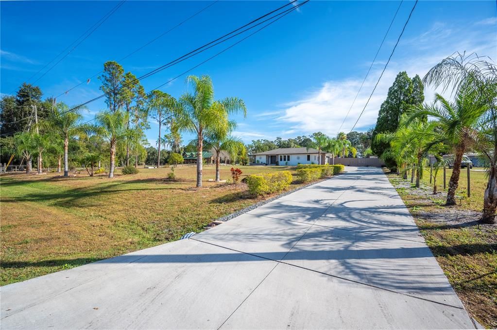 En Venta: $620,000 (3 camas, 2 baños, 2081 Pies cuadrados)