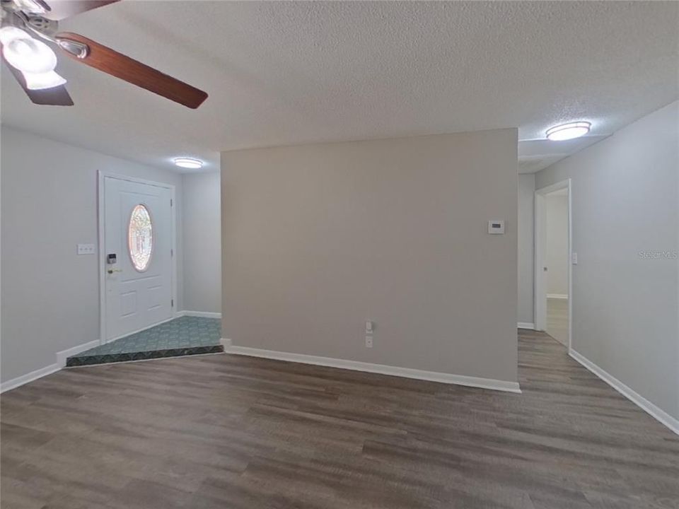 En Renta: $2,459 (3 camas, 2 baños, 1316 Pies cuadrados)